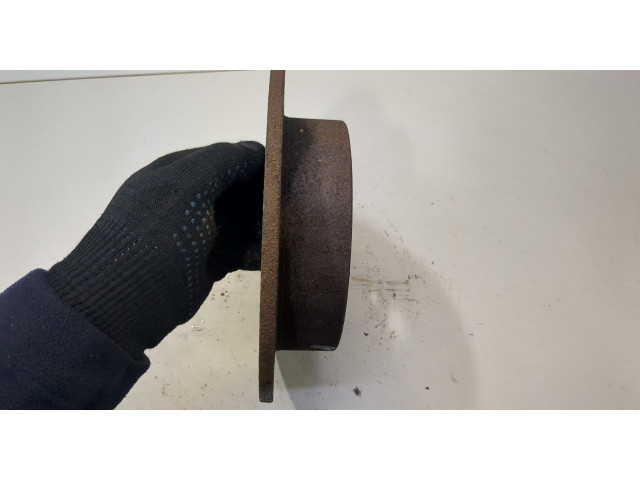 Диск тормозной  Toyota Corolla E12 2001-2006 1.4  задний           