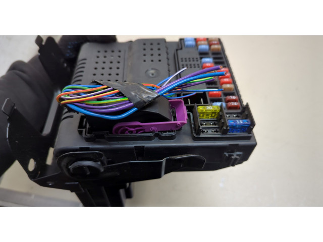 Блок предохранителей Volvo XC90 2002-2014 30786476