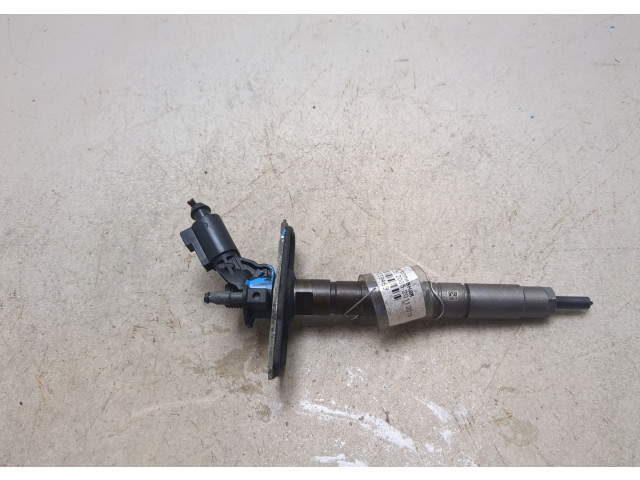 Форсунка топливная  Audi A6 (C6) 2005-2011    044511023     