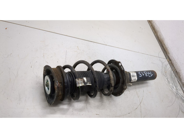 Стойка амортизатора Volkswagen Jetta 7 2018-2024 5QM413031AA, 5QM411105B