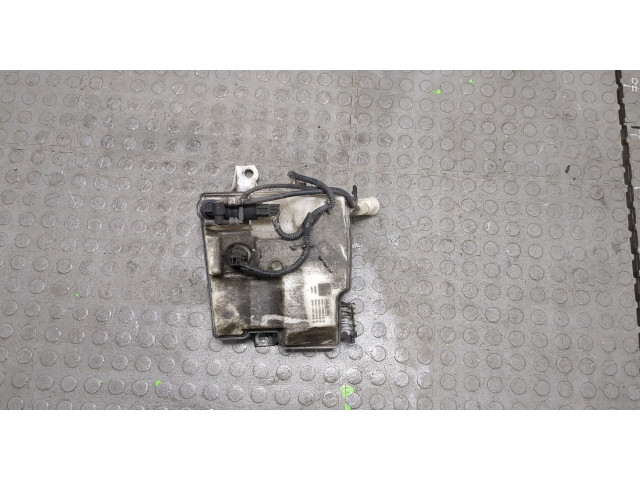 Бачок омывателя  Ford Focus 3 2014-2019    