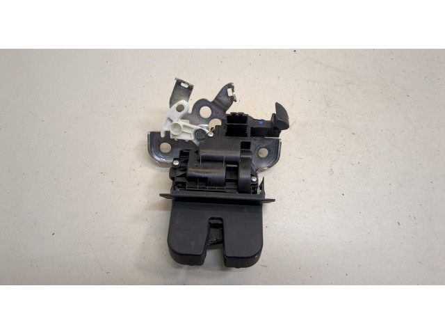 Замок багажника  Audi A6 (C7) 2011-2018       