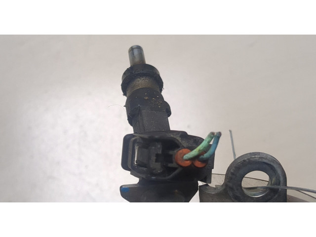 Форсунка топливная  Toyota Urban Cruiser         