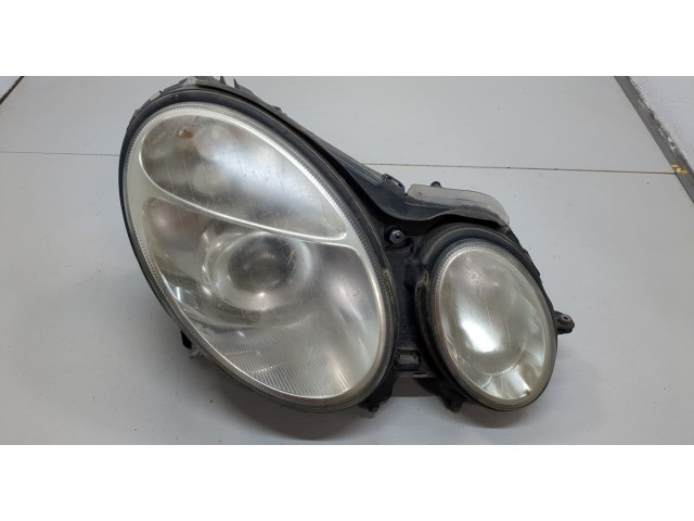 Фара передняя  Mercedes E W211 2002-2009 правая 