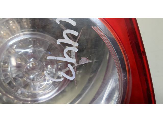 Задний фонарь          