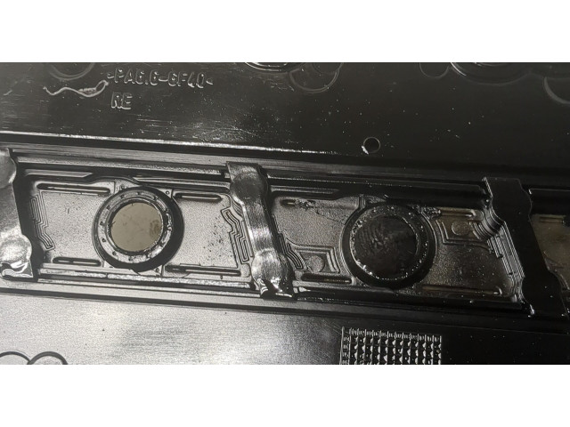 Клапанная крышка двигателя ДВС  Audi A6 (C6) Allroad 2006-2012 2.7     