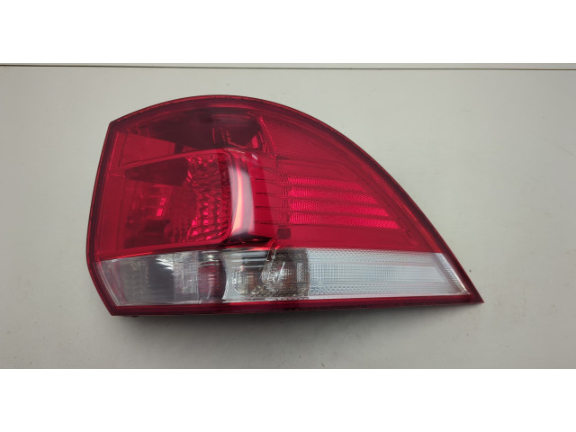 Задний фонарь