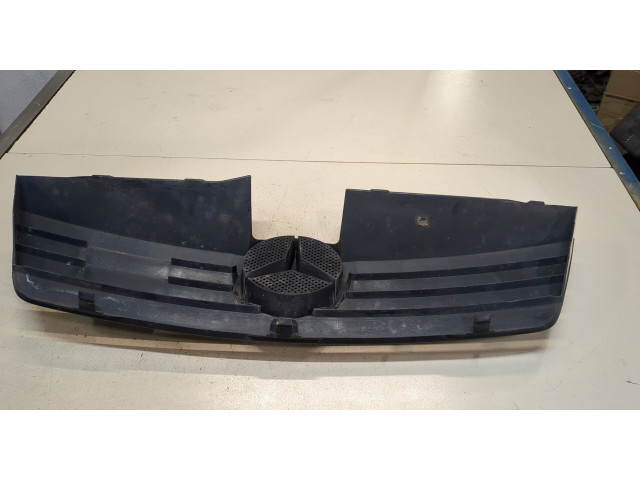 Решетка радиатора  Mercedes Vaneo          