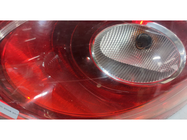 Задний фонарь          