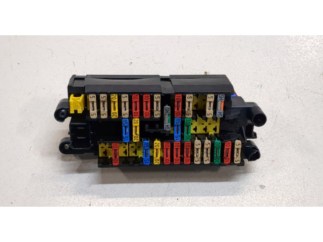 Блок предохранителей  Citroen Berlingo 1997-2002      9635518280   
