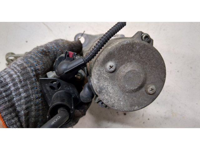 Стартер Skoda Octavia (A7) 2013-2017 1.6