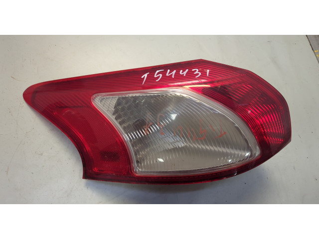 Задний фонарь          