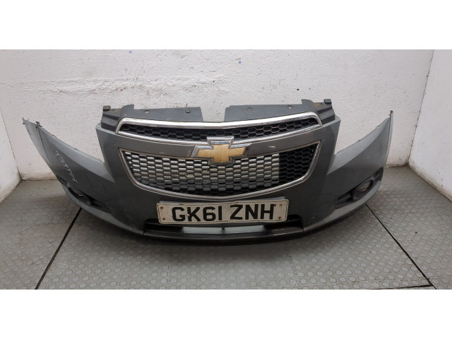 Бампер  Chevrolet Cruze 2009-2015 передний    