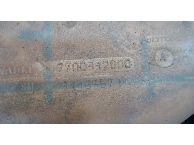 Бачок расширительный  Renault Trafic 2001-2014 7700312900    1.9