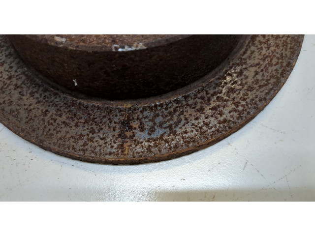 Диск тормозной  KIA Cerato 2009-2013 2.0  задний    584112K300      