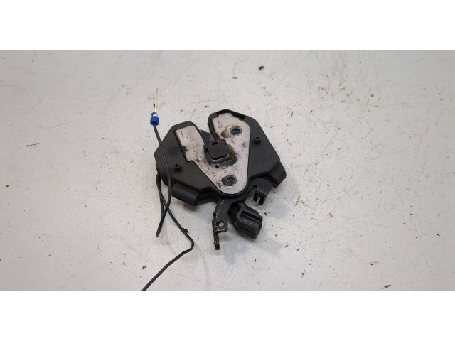 Замок капота  Volvo XC90 2002-2014     