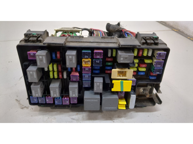 Блок предохранителей Jeep Grand Cherokee 2010-2013 68089321AF