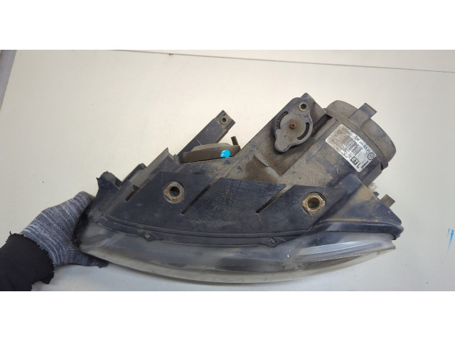 Фара передняя Volkswagen Passat 6 2005-2010 левая