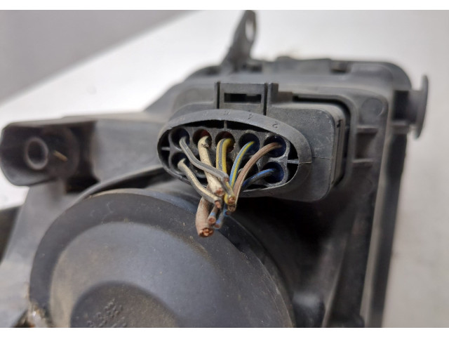 Фара передняя Volkswagen Golf 6 2009-2012 левая