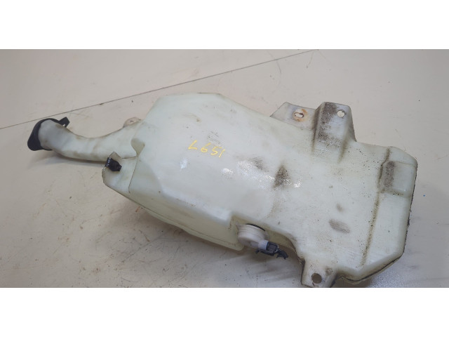 Бачок омывателя Cadillac Escalade 3 2006-2014 15917650