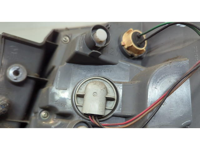 Задний фонарь          