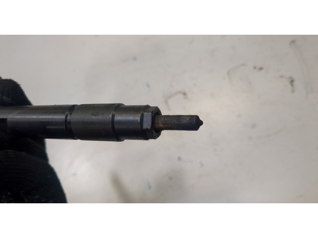 Форсунка топливная Mitsubishi ASX 1465A323