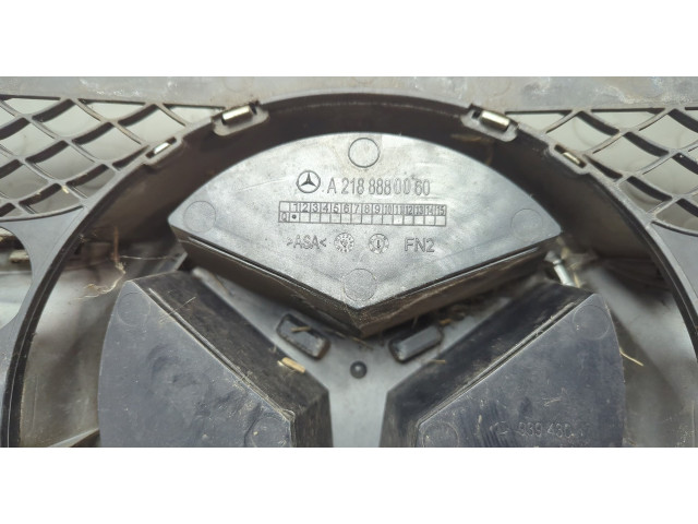 Решетка радиатора  Mercedes E W212 2009-2016          A2128850822, A2128850622, A2128852574