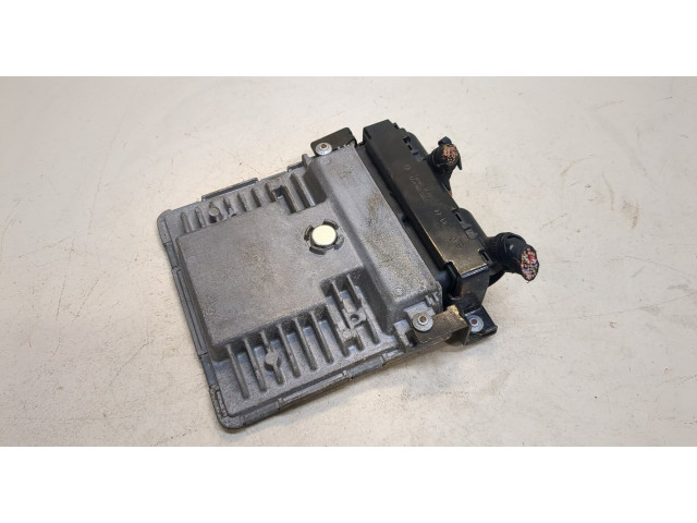Блок управления двигателем  Audi A1 2010-2014     