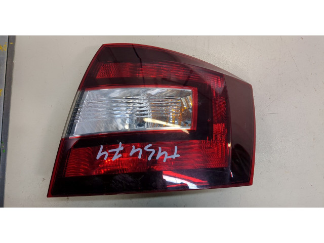 Задний фонарь