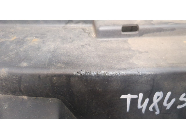 Решетка радиатора  Renault Trafic 2014-2021          