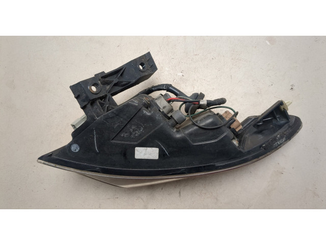 Задний фонарь          