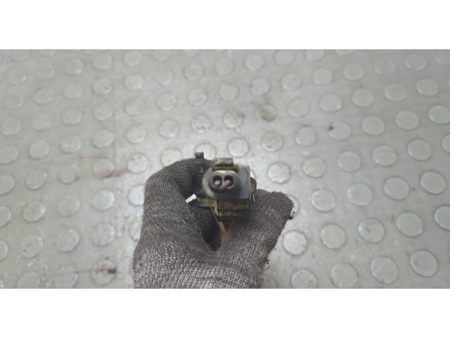 Форсунка топливная  Mercedes E W211 2002-2009    A6420700587, A6420701387     