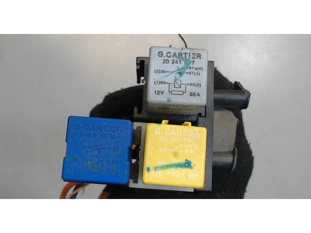 Блок реле Dacia Duster 1.5