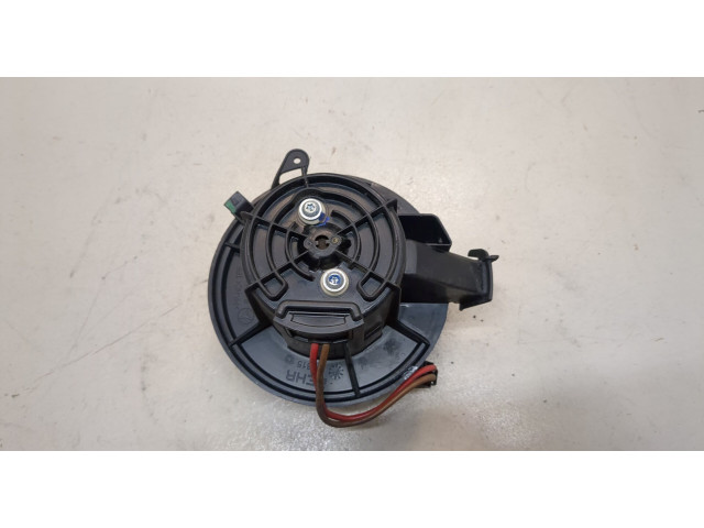Моторчик печки  Mercedes C W204 2007-2013 9411346    9411346   