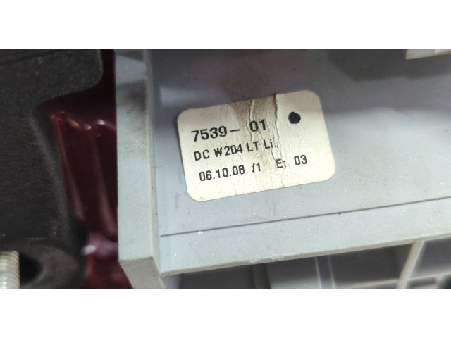 Задний фонарь          