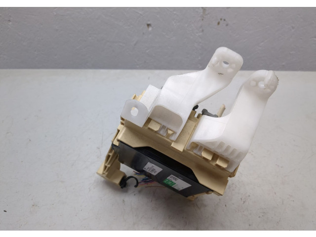 Блок комфорта  Toyota Auris E18 2012-        