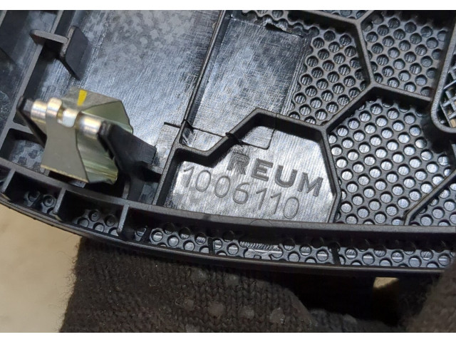 Пластик (обшивка) салона  Mercedes GLE W166 2015-2018