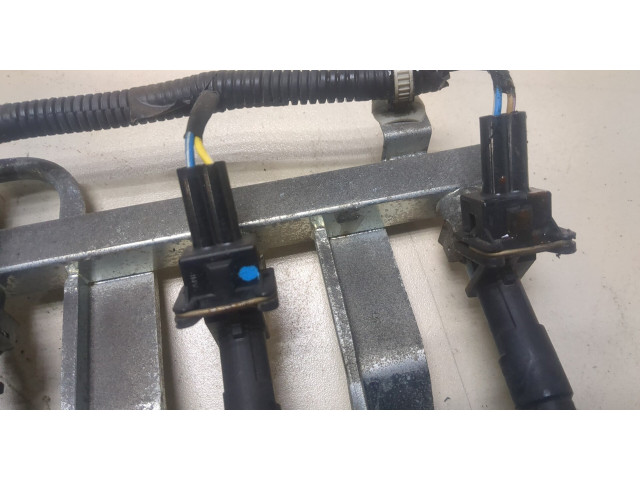 Форсунка топливная  Chevrolet Spark 2009-         