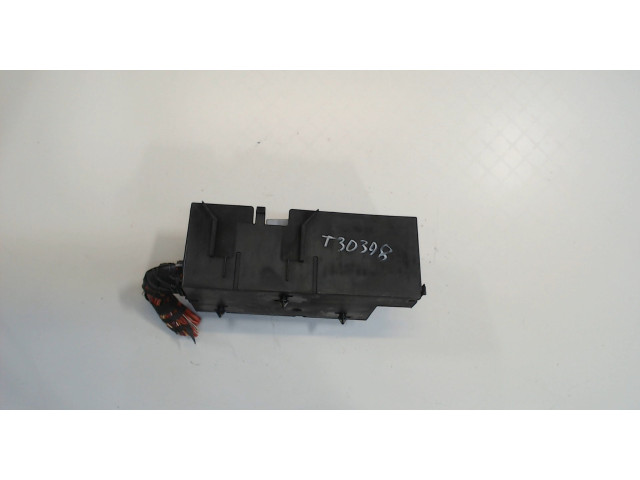 Блок предохранителей  Volkswagen Phaeton 2002-2010      3D0937499B   