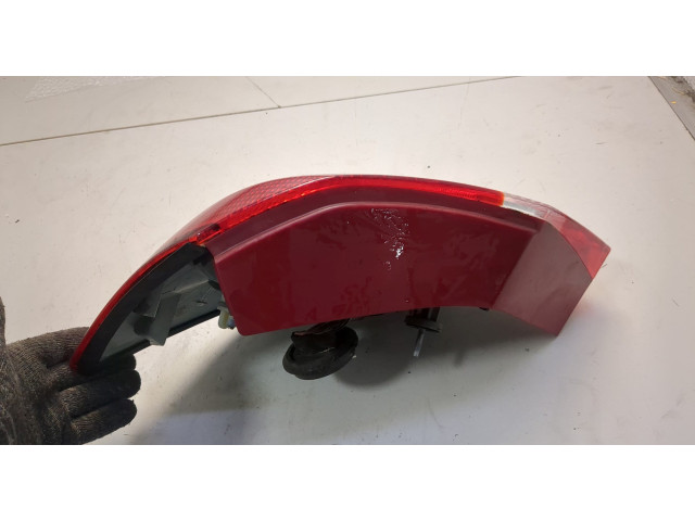 Задний фонарь          