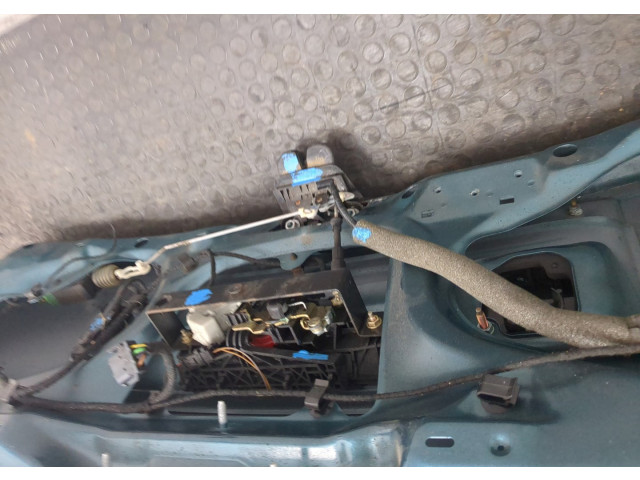 Замок багажника  Audi A6 (C5) 1997-2004       