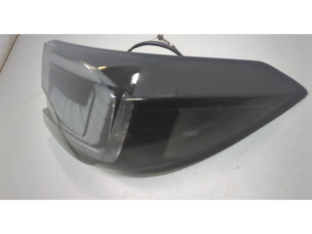 Задний фонарь          