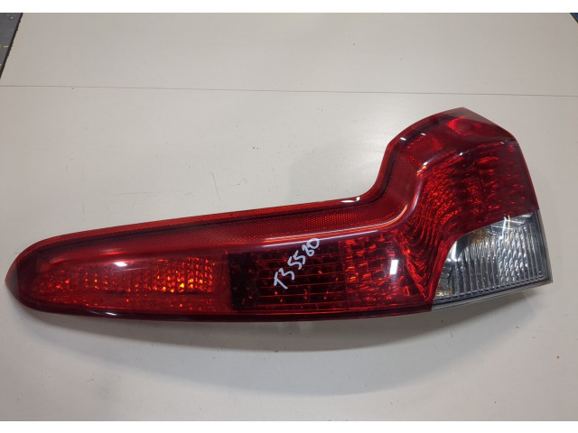 Задний фонарь        Volvo V50 2007-2012 