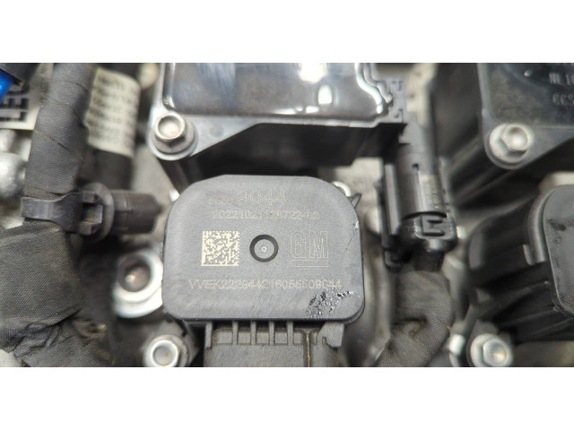 Форсунка топливная  Buick Envision 2020-2025         