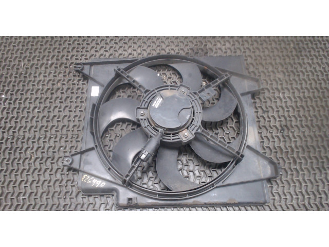 Вентилятор радиатора KIA Carens 2002-2006 2.0 дизель