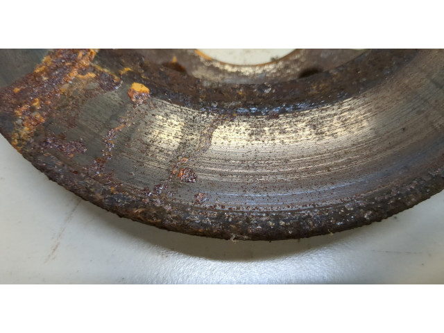 Диск тормозной  Audi A4 (B7) 2005-2007 2.0  задний     8E0615601P      