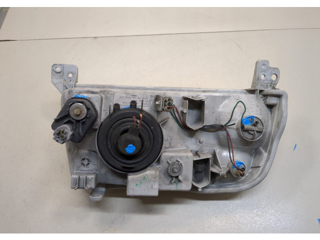 Фара передняя  Suzuki Grand Vitara 1997-2006 левая 