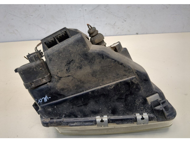 Фара передняя Audi A4 (B5) 1994-2000 левая