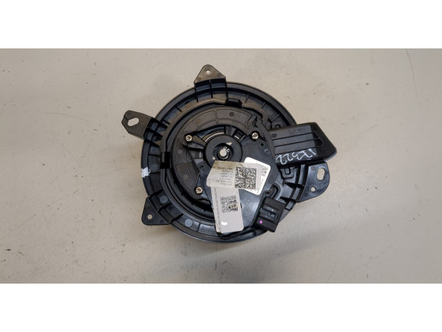 Моторчик печки Tesla Model 3