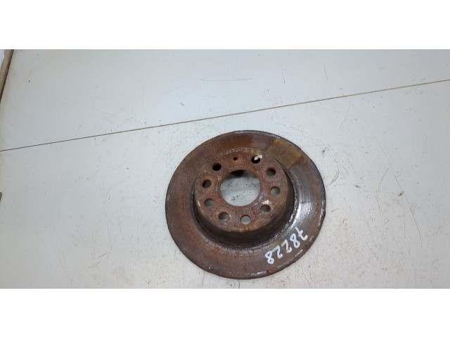 Диск тормозной  Skoda Yeti 2009-2018   задний   1K0615601AA      